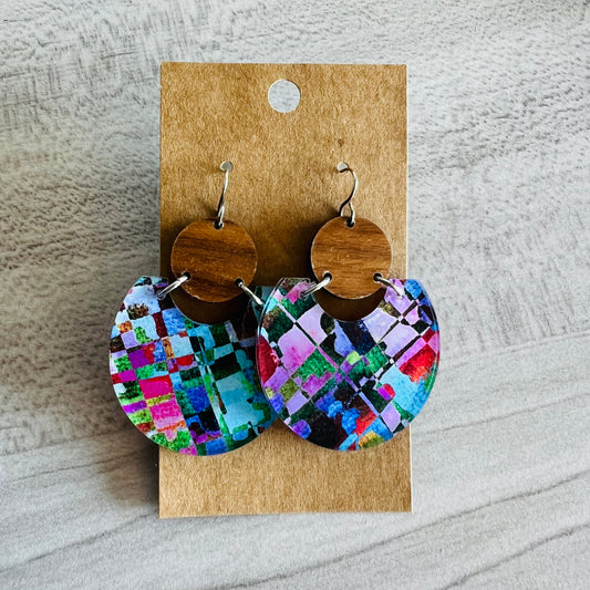 Abstract Pattern Dangle w/ Wood Connector